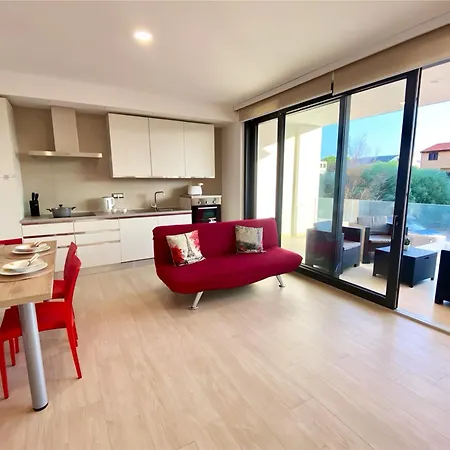 Alba Rossa Apartment *
